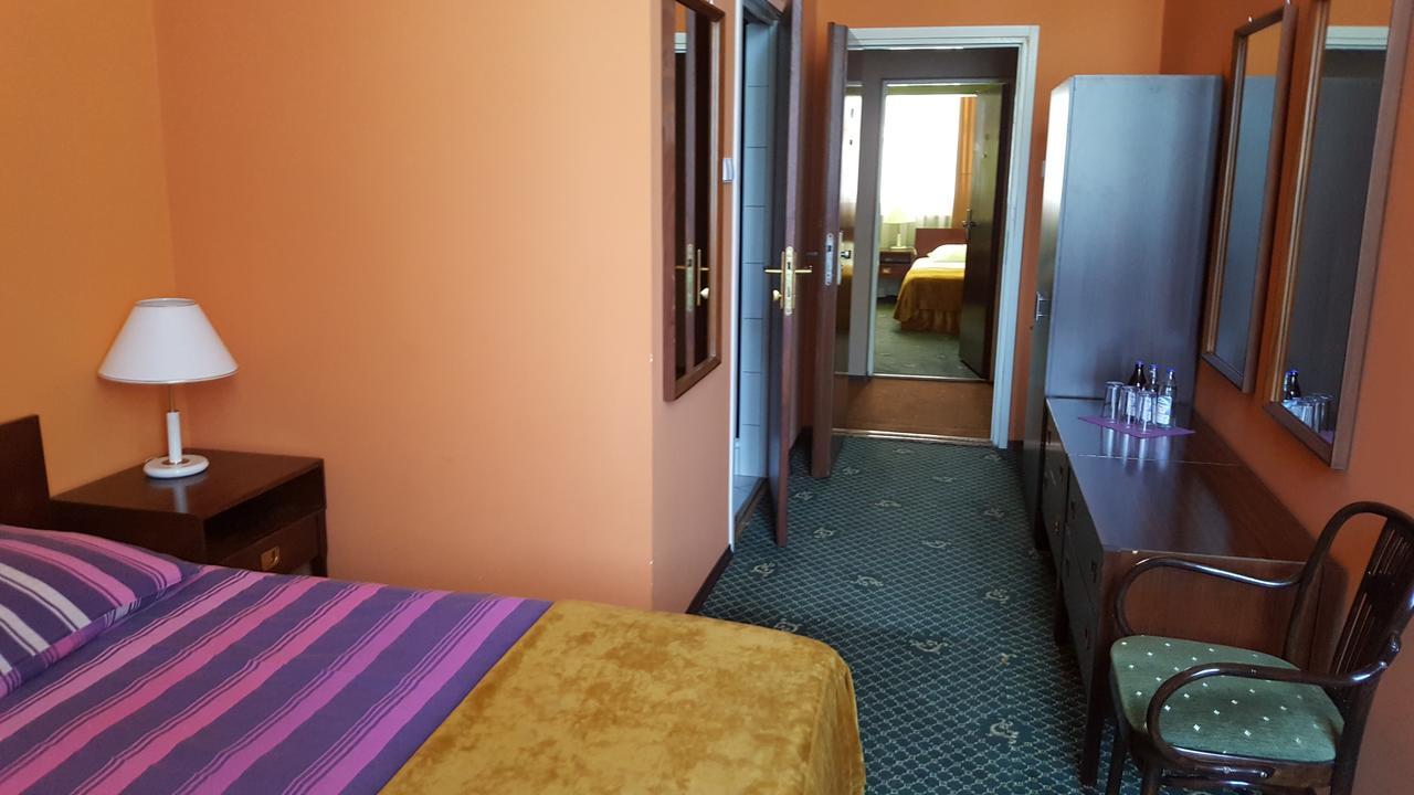 Hotel Restauracja Pustelnik Wisla Mala Kültér fotó